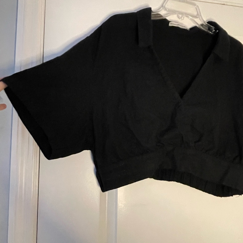 Abercrombie cropped top. Size XL - Picture 2 of 4